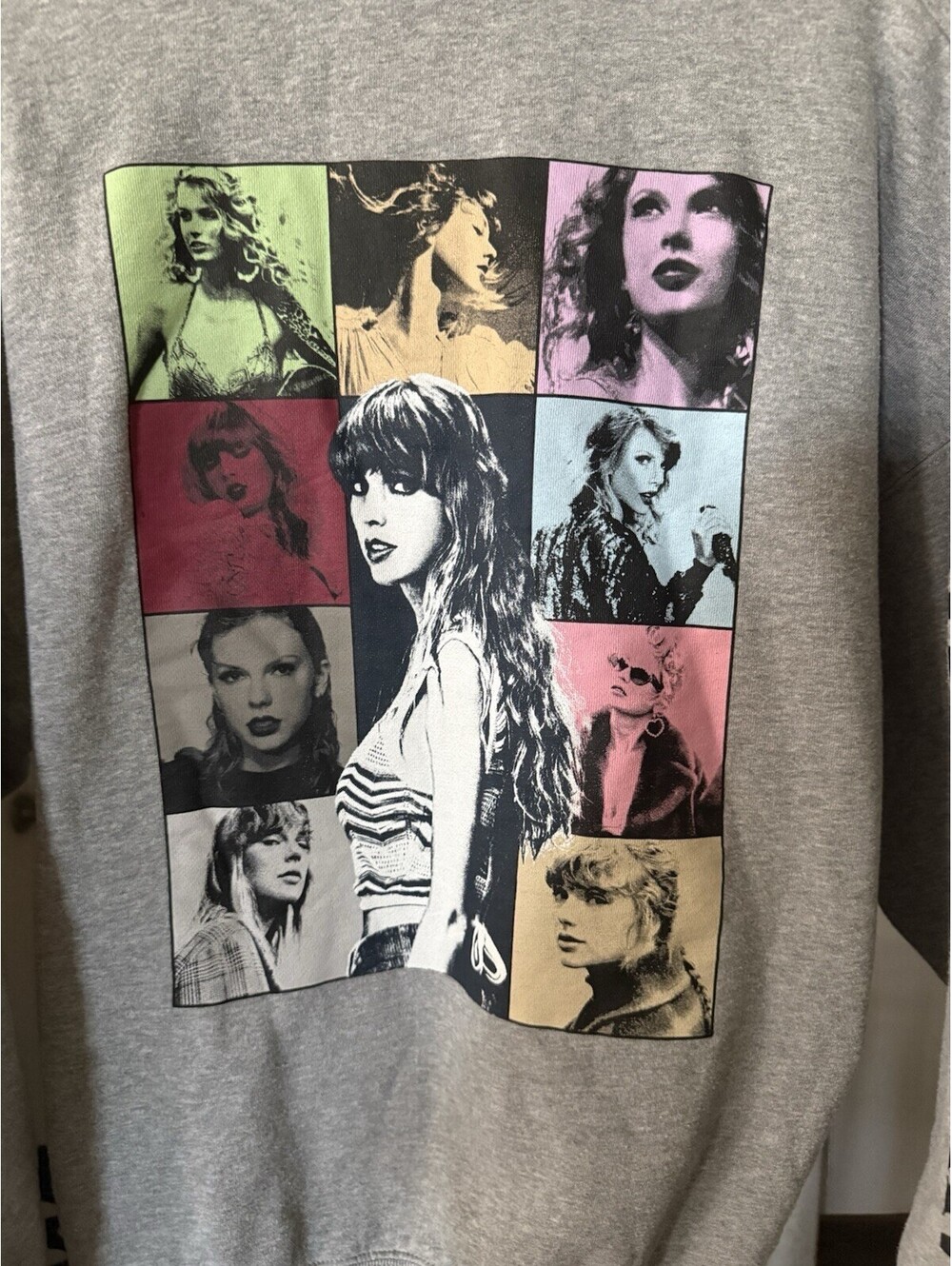 Taylor Swift Eras Tour Official Quarter Zip Sweatshirt XL Gray Concert Merch